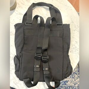 Beis sport tote in black